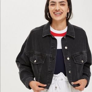 TOPSHOP Cropped Black Denim Jacket